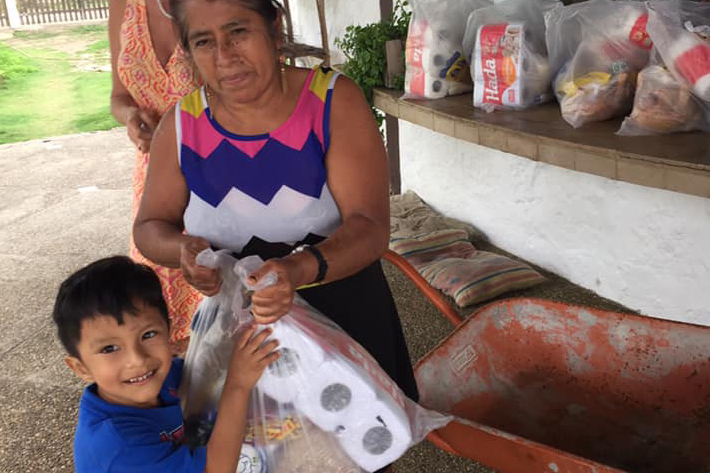 Hispanic abuela with grandchild
